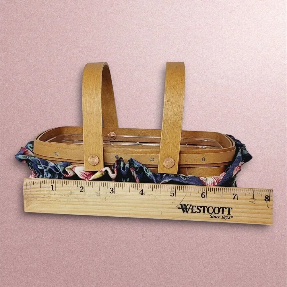1995 Longaberger Small Rectangular Basket with Plastic Liner and Cloth‎ Garter